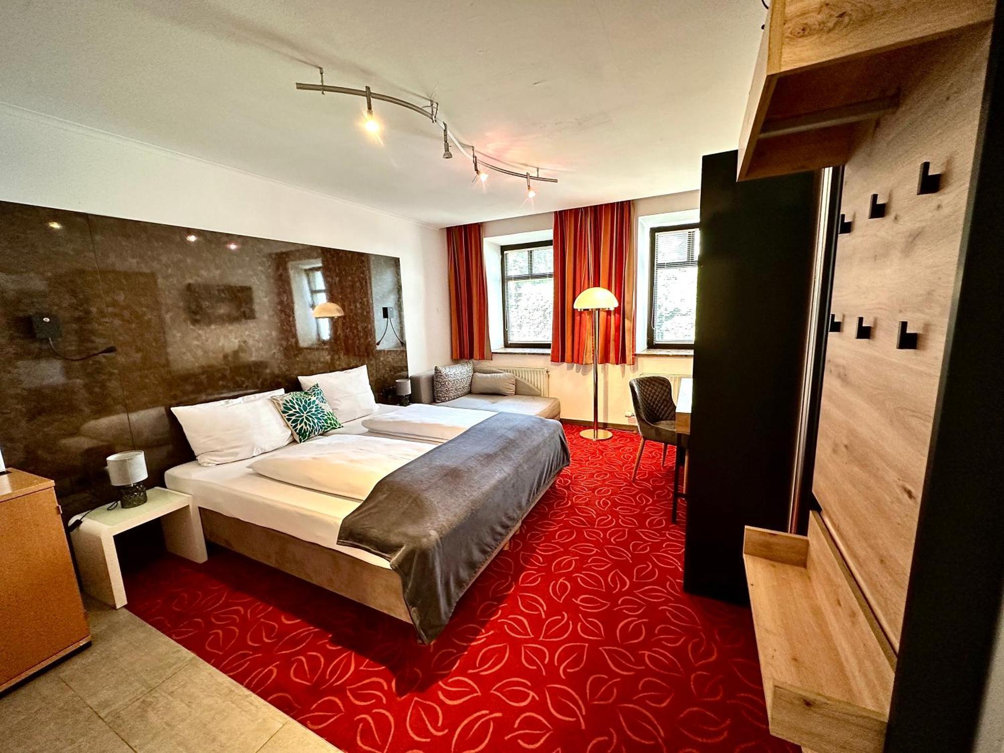 Bed & Rooms, Woergl 외부 사진